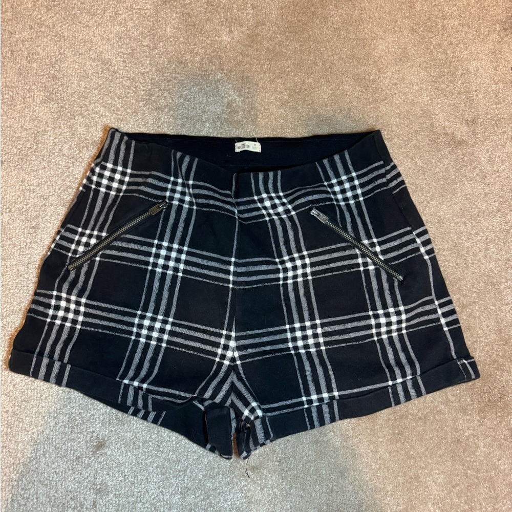 Hollister Black and White Plaid High Waist Shorts